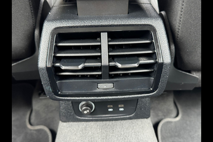 Audi Q3 45 TFSI e * Camera * Navigatie * Visueel Cockpit * Sportstoelen *
