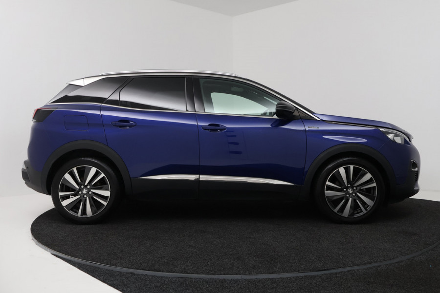 Peugeot 3008 1.2 PureTech GT Line (PANORAMADAK, TREKHAAK, CAMERA, CRUISE CONTROL, PARKEERSENSOREN)