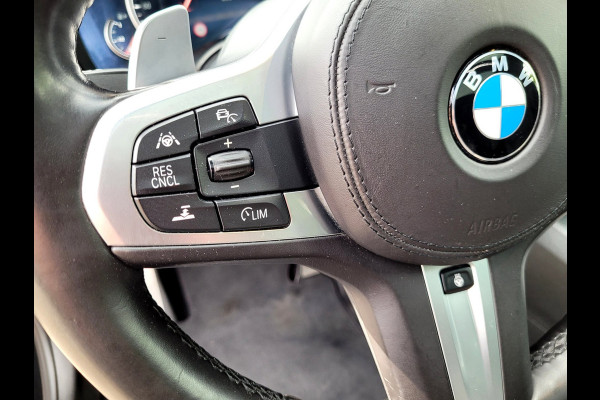 BMW 5 Serie Touring 540i xDrive M-sport Pano VOL!