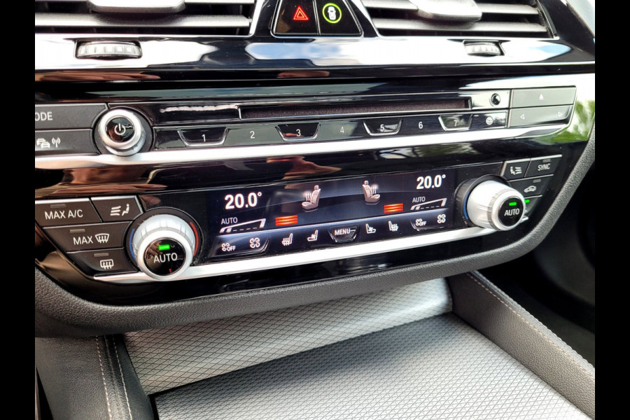 BMW 5 Serie Touring 540i xDrive M-sport Pano VOL!
