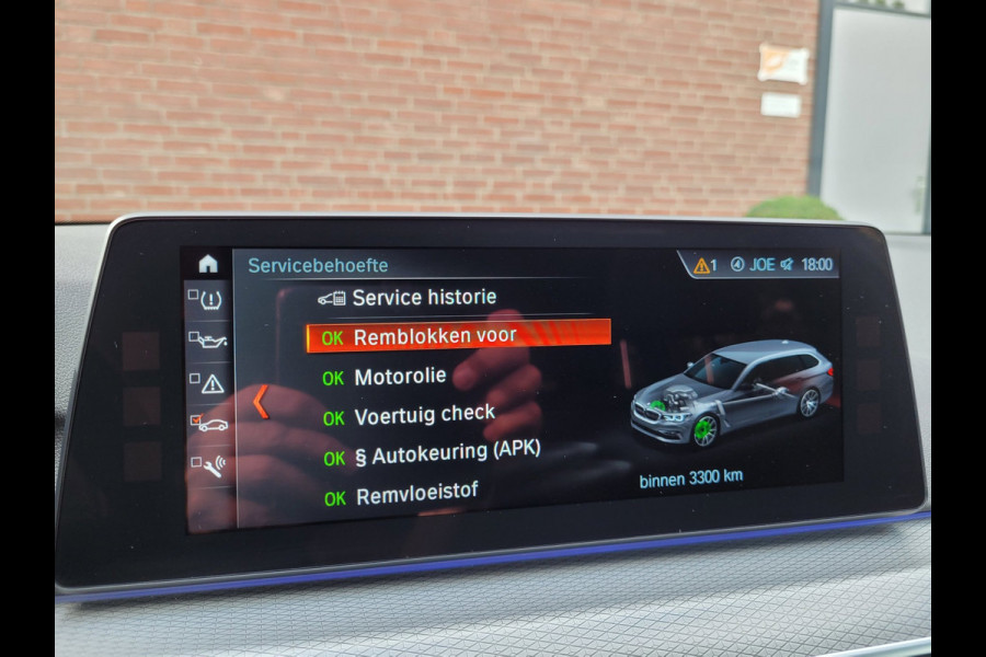 BMW 5 Serie Touring 540i xDrive M-sport Pano VOL!