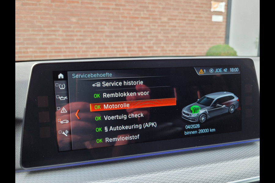 BMW 5 Serie Touring 540i xDrive M-sport Pano VOL!
