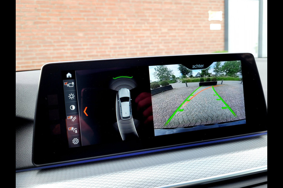 BMW 5 Serie Touring 540i xDrive M-sport Pano VOL!