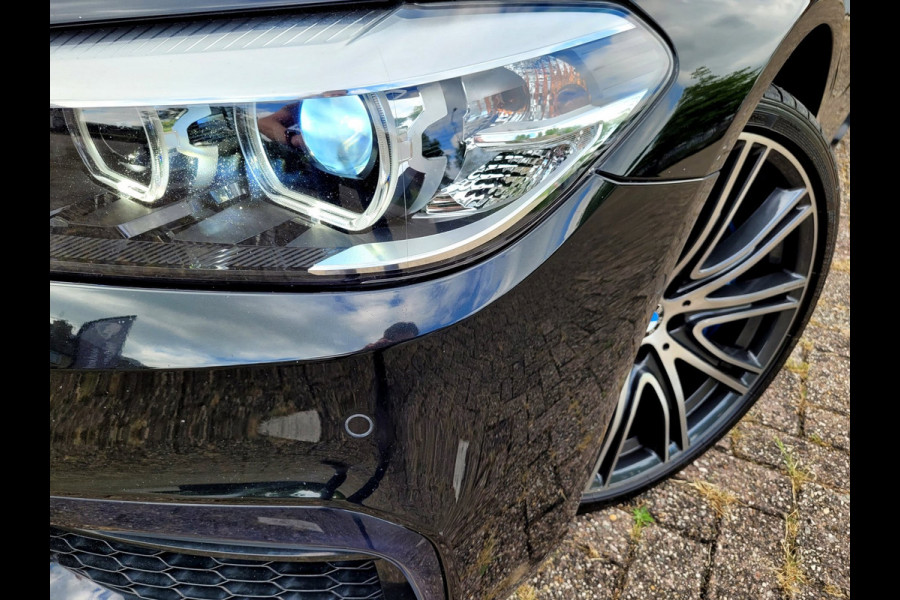 BMW 5 Serie Touring 540i xDrive M-sport Pano VOL!