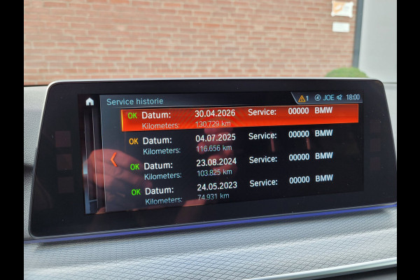 BMW 5 Serie Touring 540i xDrive M-sport Pano VOL!