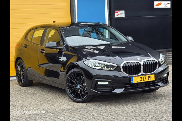 BMW 1-serie 118i High Executive Edition / Aut / NAP / Dig Cockpit / Navi / Leder / Cruise Control / Led / Pdc / Nette Staat