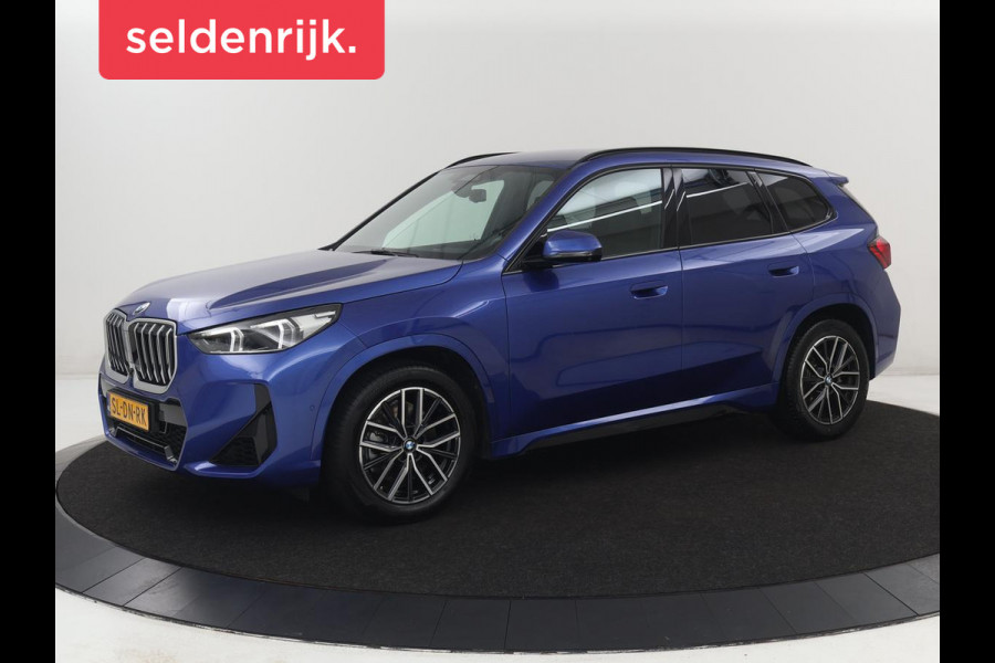 BMW X1 xDrive23i M Sport | Head-Up | Adaptieve Cruise | Trekhaak | Leder | 360 camera | Stoelverwarming | Keyless | Adaptief LED | Carplay | Sportstoelen | Live Cockpit Professional