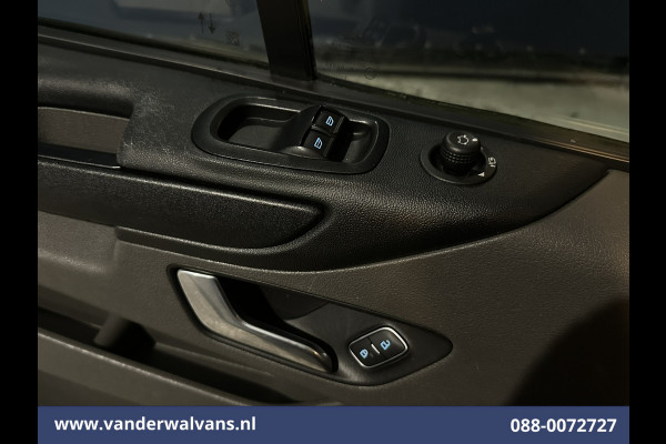 Ford Transit Custom 2.0 TDCI L2H1 Euro6 Airco | Camera | LED | Navigatie | Cruisecontrol | Android Auto Parkeersensoren, Stoelverwarming, Verwarmde Voorruit, Bijrijdersbank, 2800kg trekvermogen