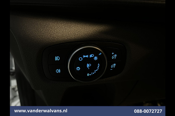 Ford Transit Custom 2.0 TDCI L2H1 Euro6 Airco | Camera | LED | Navigatie | Cruisecontrol | Android Auto Parkeersensoren, Stoelverwarming, Verwarmde Voorruit, Bijrijdersbank, 2800kg trekvermogen