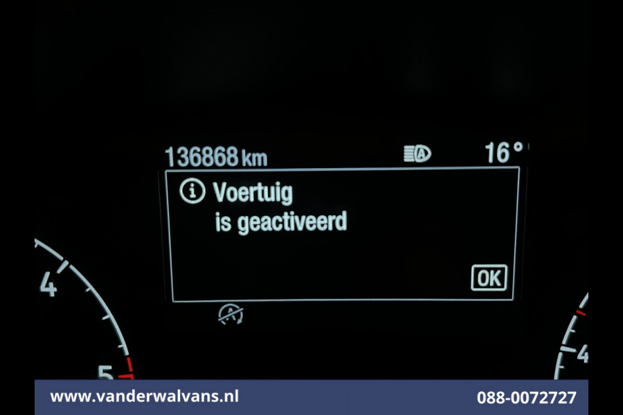Ford Transit Custom 2.0 TDCI L2H1 Euro6 Airco | Camera | LED | Navigatie | Cruisecontrol | Android Auto Parkeersensoren, Stoelverwarming, Verwarmde Voorruit, Bijrijdersbank, 2800kg trekvermogen