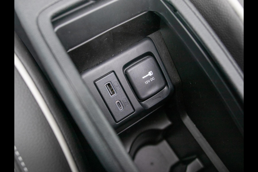 Fiat 500 Hybrid La Prima Cabrio | Clima | LED | PDC | JBL Premium Audio | 17" | Camera | Canneloni Ivory/Piombo interieur