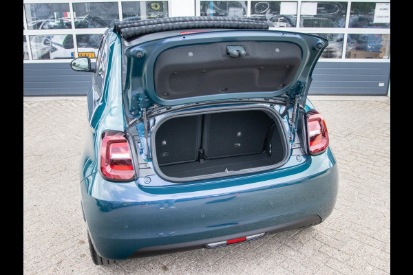 Fiat 500 Hybrid La Prima Cabrio | Clima | LED | PDC | JBL Premium Audio | 17" | Camera | Canneloni Ivory/Piombo interieur
