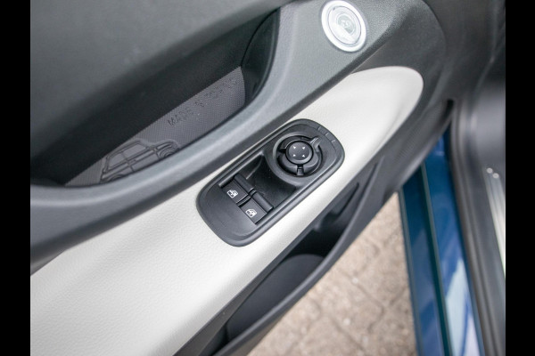 Fiat 500 Hybrid La Prima Cabrio | Clima | LED | PDC | JBL Premium Audio | 17" | Camera | Canneloni Ivory/Piombo interieur