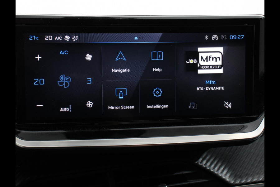 Peugeot 2008 1.2 Allure 136pk Hybrid Automaat Camera 360 Climate control Cruise control Adaptive Stoelverwarming Parkeersensoren Navigatie Apple Carplay/ Android Auto Lichtmetalen velgen Led