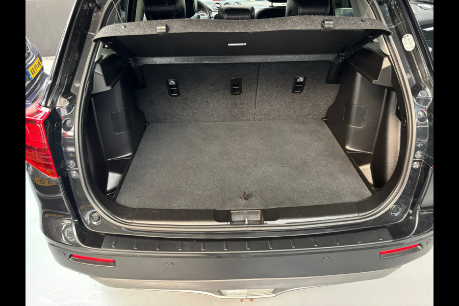 Suzuki Vitara 1.0 Boosterjet Stijl / Panorama Dak /Navi