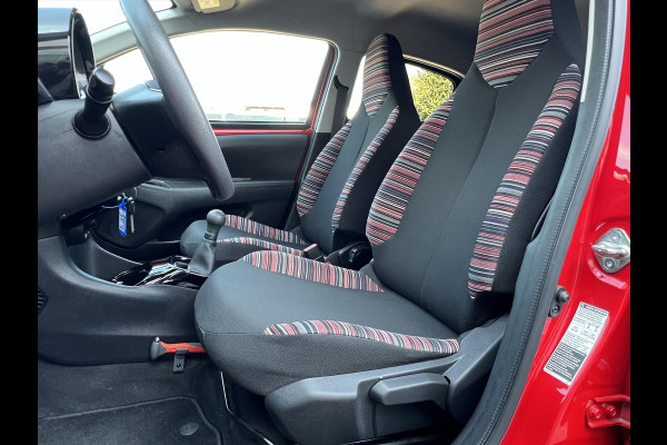 Citroën C1 1.0 VTi 72PK 5D Feel | Airconditioning, Parkeersensoren, Bluetooth, Stuurbediening, In hoogte verstelbare stoel