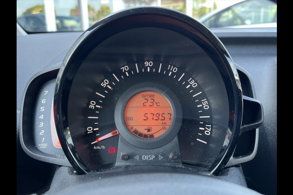 Citroën C1 1.0 VTi 72PK 5D Feel | Airconditioning, Parkeersensoren, Bluetooth, Stuurbediening, In hoogte verstelbare stoel