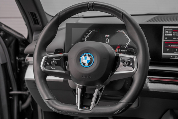 BMW 5 Serie 530e M-Sport Pro Pano Iconic Glow H/K Camera 20"