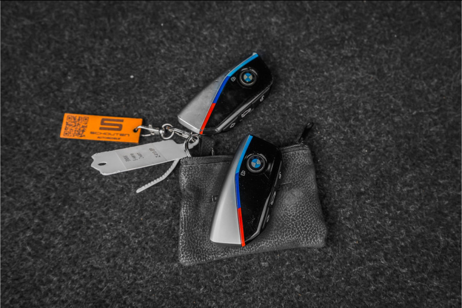 BMW 5 Serie 530e M-Sport Pro Pano Iconic Glow H/K Camera 20"