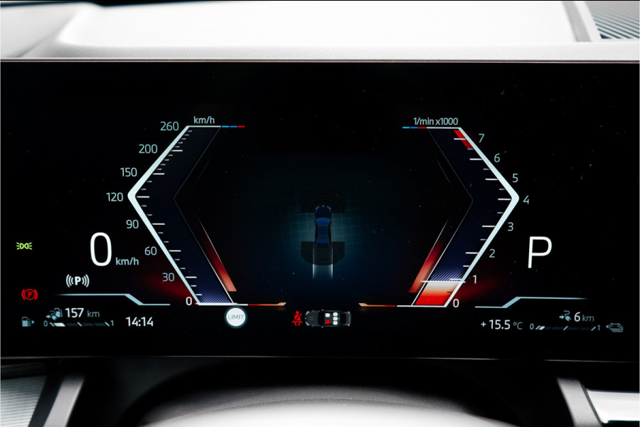 BMW 5 Serie 530e M-Sport Pro Pano Iconic Glow H/K Camera 20"