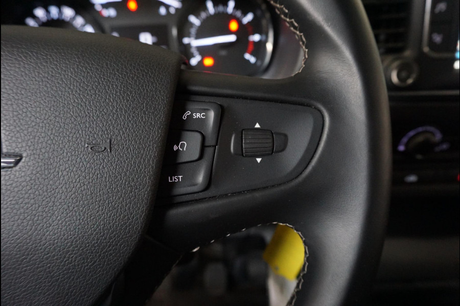 Opel Vivaro 1.5 CDTI L3H1 Edition Dubbele Cabine Airco Navigatie Bluetooth Parkeersensoren Camera Trekhaak