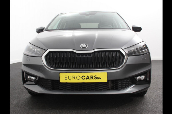 Škoda Fabia 1.0 TSI 110pk Automaat Selection Climate control Adaptieve cruise control Lane assist Parkeersensoren achter Stuurverwarming Stoel verwarming Apple Carplay/ Android Auto