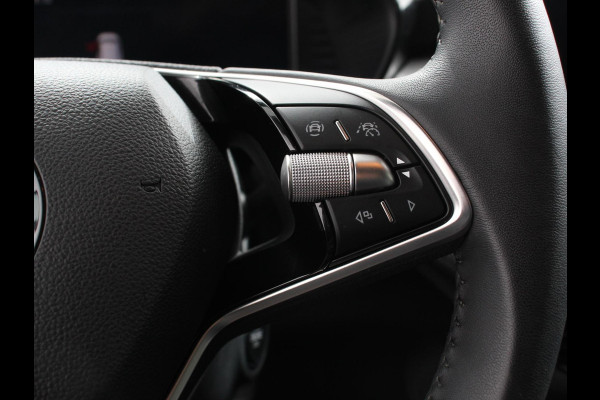 Škoda Fabia 1.0 TSI 110pk Automaat Selection Climate control Adaptieve cruise control Lane assist Parkeersensoren achter Stuurverwarming Stoel verwarming Apple Carplay/ Android Auto