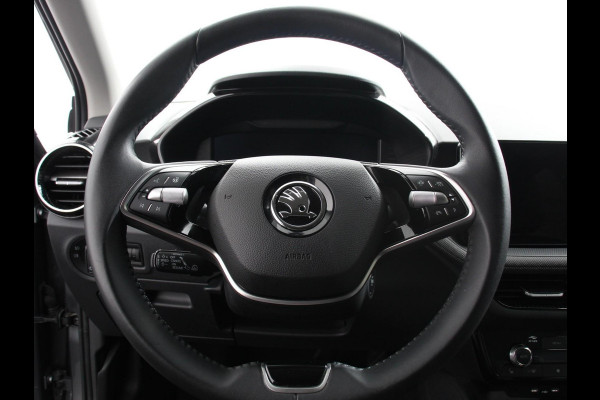 Škoda Fabia 1.0 TSI 110pk Automaat Selection Climate control Adaptieve cruise control Lane assist Parkeersensoren achter Stuurverwarming Stoel verwarming Apple Carplay/ Android Auto