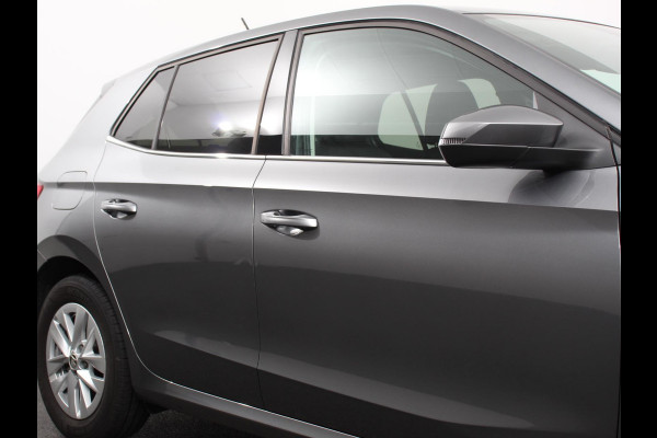 Škoda Fabia 1.0 TSI 110pk Automaat Selection Climate control Adaptieve cruise control Lane assist Parkeersensoren achter Stuurverwarming Stoel verwarming Apple Carplay/ Android Auto