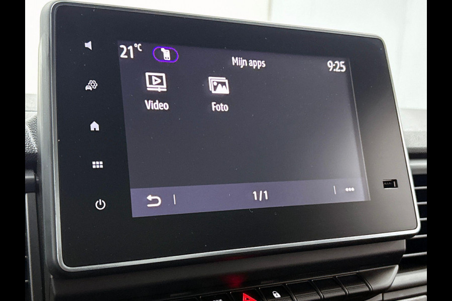 Renault Trafic 2.0 Blue dCi 150PK Automaat L2H1 Advance Navigatie Airco Lichtmetalen velgen Betimmering Trekhaak Camera Parkeer sensoren Dab