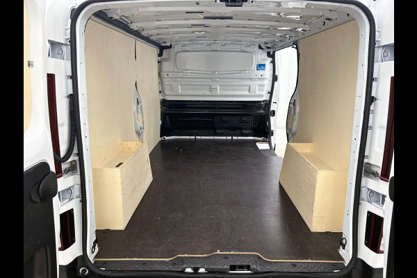 Renault Trafic 2.0 Blue dCi 150PK Automaat L2H1 Advance Navigatie Airco Lichtmetalen velgen Betimmering Trekhaak Camera Parkeer sensoren Dab