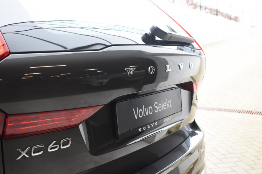 Volvo XC60 T6 340PK Automaat Plug-in Hybrid AWD Inscription / Navigatie / Elektrisch glazen schuif-kanteldak / Leder Blond / Elektrische achterklep / Cruise control