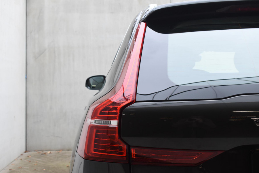 Volvo XC60 T6 340PK Automaat Plug-in Hybrid AWD Inscription / Navigatie / Elektrisch glazen schuif-kanteldak / Leder Blond / Elektrische achterklep / Cruise control