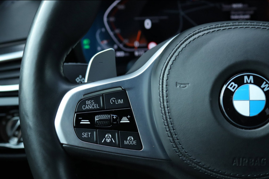 BMW 5 Serie Touring 540i xDrive High Executive Harman Kardon / leder / memory / carplay