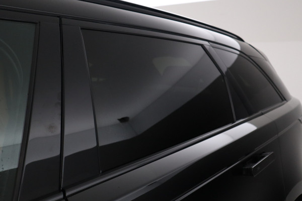 Land Rover Range Rover Velar 3.0 SDV6 AWD R-Dynamic Pano, Meridian, Virtual, Massage, Leer, Ventilatie