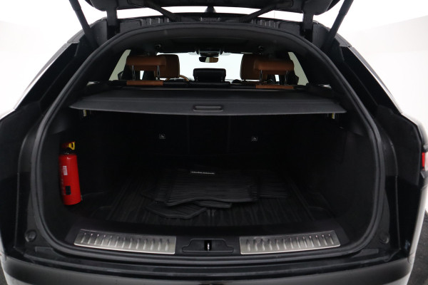 Land Rover Range Rover Velar 3.0 SDV6 AWD R-Dynamic Pano, Meridian, Virtual, Massage, Leer, Ventilatie