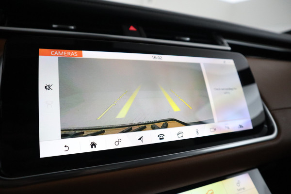 Land Rover Range Rover Velar 3.0 SDV6 AWD R-Dynamic Pano, Meridian, Virtual, Massage, Leer, Ventilatie