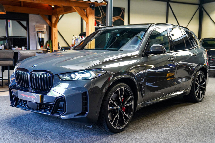 BMW X5 XDrive50e High Executive | X5M Kuipstoelen | Driving assistant Prof | HuD | Dravit Grau | Luchtvering | Stoelverkoeling |