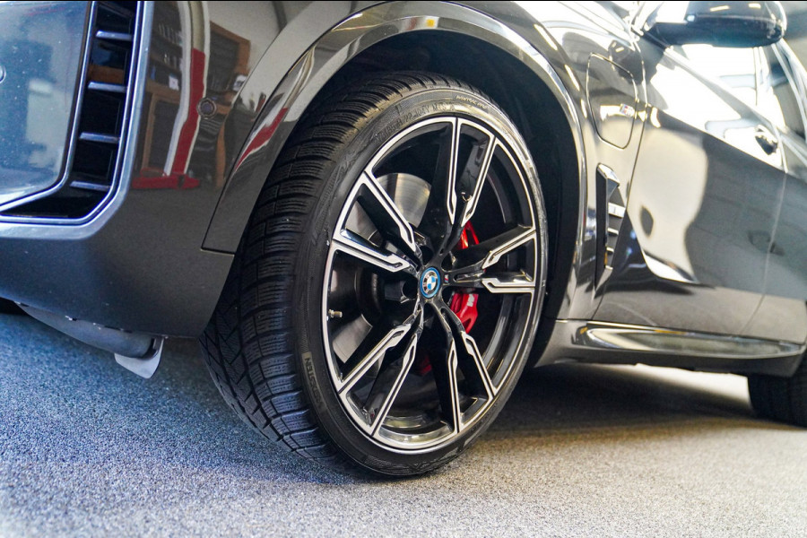 BMW X5 XDrive50e High Executive | X5M Kuipstoelen | Driving assistant Prof | HuD | Dravit Grau | Luchtvering | Stoelverkoeling |