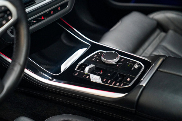 BMW X5 XDrive50e High Executive | X5M Kuipstoelen | Driving assistant Prof | HuD | Dravit Grau | Luchtvering | Stoelverkoeling |