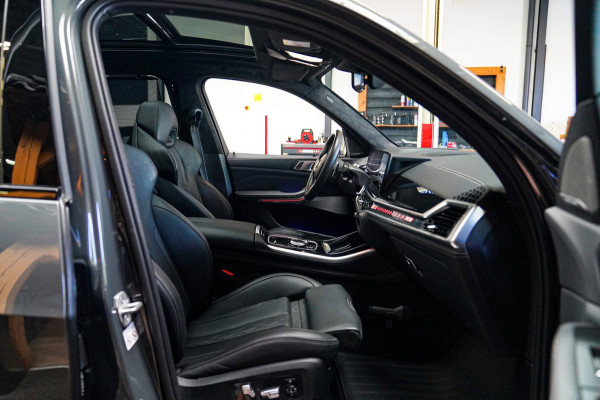 BMW X5 XDrive50e High Executive | X5M Kuipstoelen | Driving assistant Prof | HuD | Dravit Grau | Luchtvering | Stoelverkoeling |