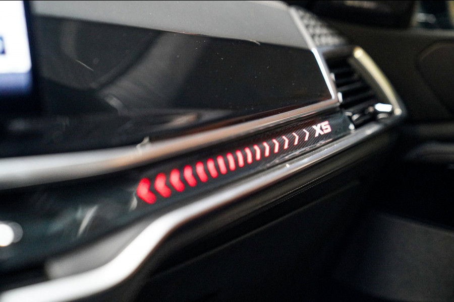 BMW X5 XDrive50e High Executive | X5M Kuipstoelen | Driving assistant Prof | HuD | Dravit Grau | Luchtvering | Stoelverkoeling |