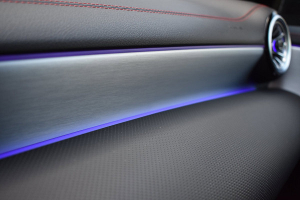 Mercedes-Benz CLA-Klasse 180 AMG NIGHT | SFEERVERLICHTING | CAMERA | APPLE CARPLAY | ANDROID AUTO | NAP