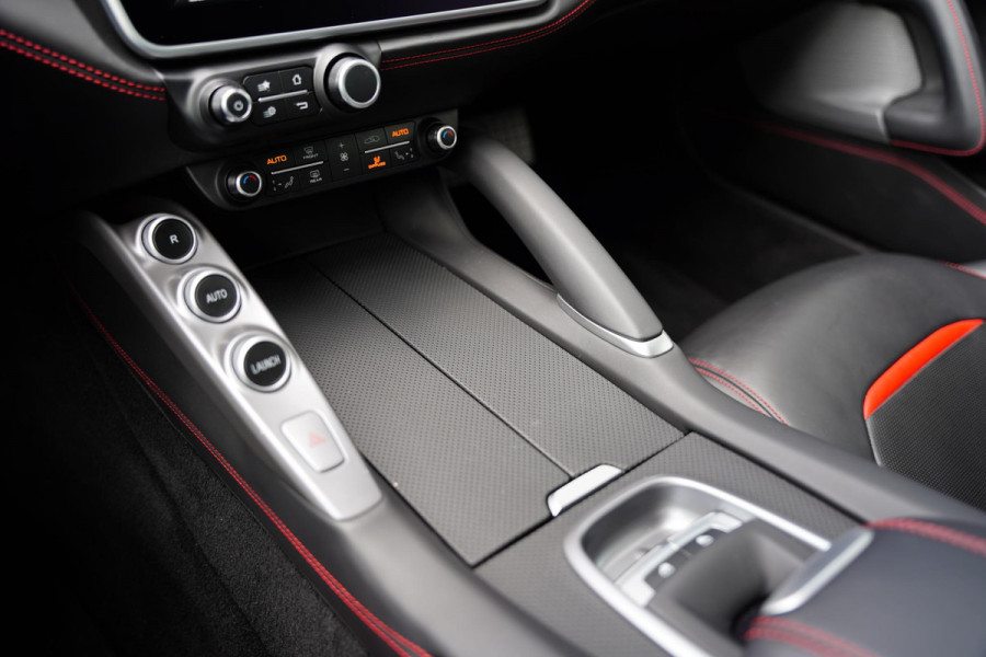 Ferrari GTC4 Lusso T 3.9 V8 / Atelier Car / Passenger Display