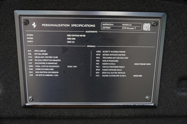 Ferrari GTC4 Lusso T 3.9 V8 / Atelier Car / Passenger Display