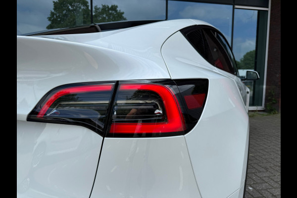 Tesla Model Y RWD 58 kWh - Navi - Leder - Panoramadak - Org.NL