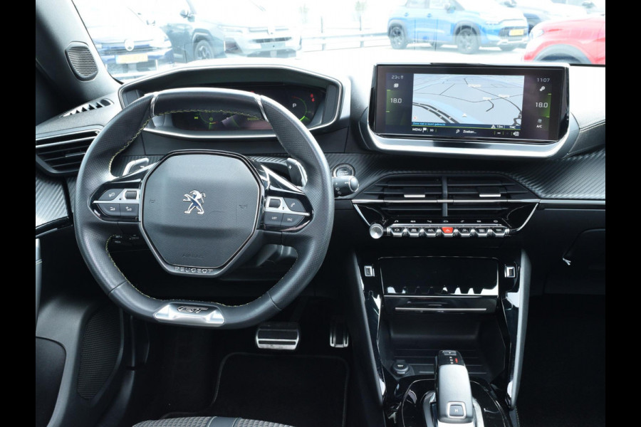 Peugeot 2008 1.2 PureTech GT-Line 130 PK | PANORAMISCH SCHUIF-KANTELDAK | CRUISE CONTROL | CLIMATE CONTROL | NAVI | CARPLAY |