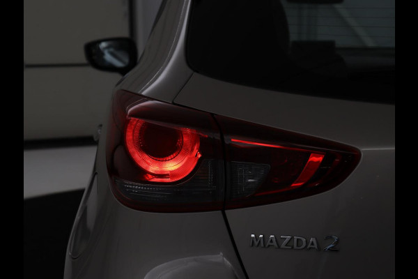 Mazda 2 1.5 SkyActiv-G 90 Centre-Line | Automaat | Carplay | Full LED | Cruise control | Airco | Bluetooth | Keyless start | DAB | 52.100km NAP | Origineel NL