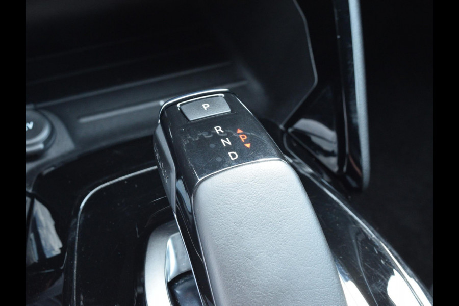 Peugeot 2008 1.2 PureTech GT-Line 130 PK | PANORAMISCH SCHUIF-KANTELDAK | CRUISE CONTROL | CLIMATE CONTROL | NAVI | CARPLAY |