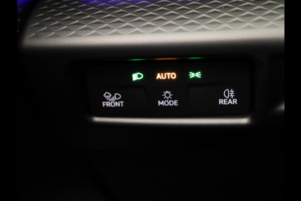CUPRA Raval Performance First Edition 56 kWh 211PK| Sennheiser | Matrix Koplampen | Navigatie | 19 Inch LM | Smartlight Sfeerverlichting | Adaptieve Cruise Control |